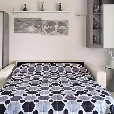 Studio In San Teodoro 44948 Apartment